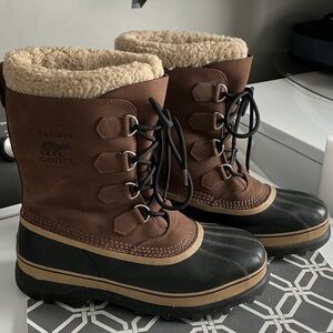 Sorel Caribou Brown and Black Boots Men’s 12M.  New without tags